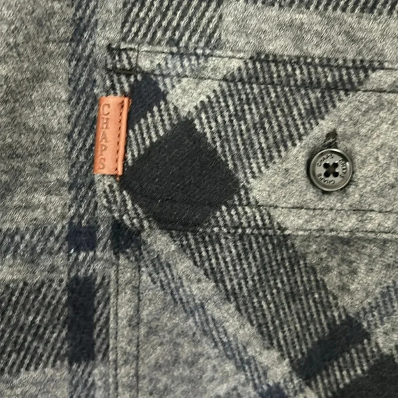 Chaps flannel button-down shirt size XXL gray and black casual pockets in front - Picture 7 of 8